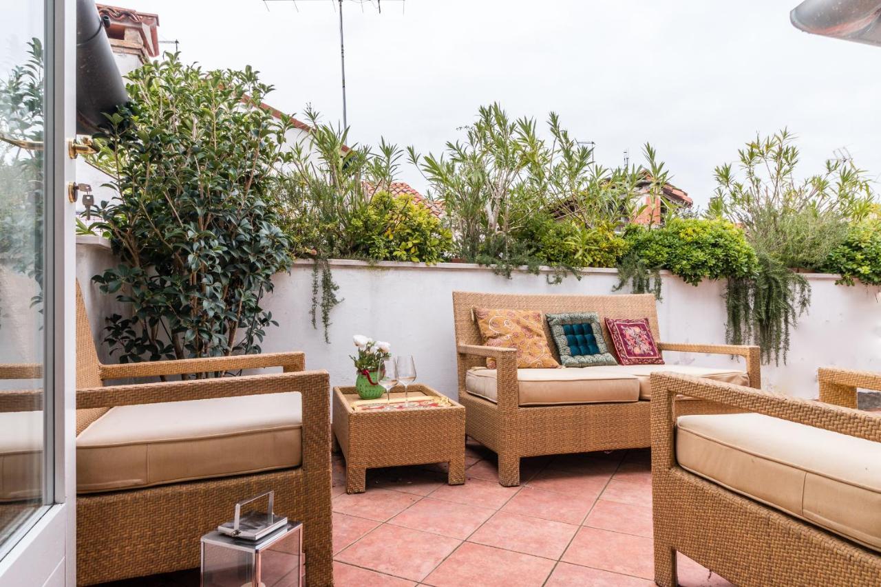 Gold And Red - The Venetian Style With Terrace Venedig